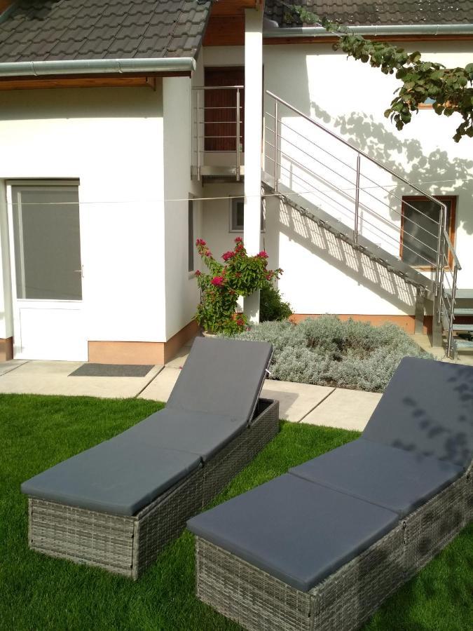 Golya Vendeghaz Tiszaug