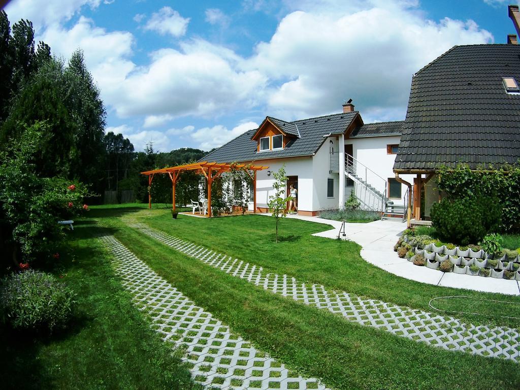 Golya Vendeghaz Apartment *